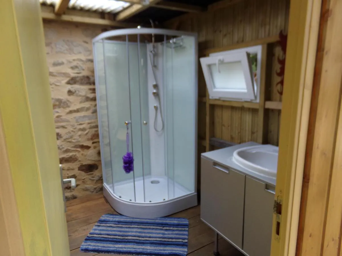 Campsite La Roulotte Chainoux Bains-sur-Oust