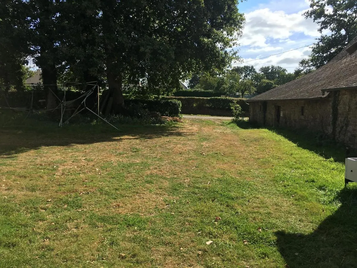Campsite La Roulotte Chainoux Bains-sur-Oust